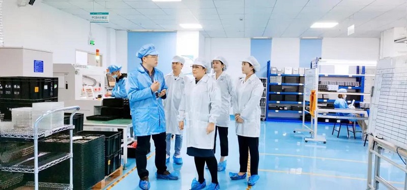 深圳擔保集團領導蒞臨指導工作，云里物里成績驕人備受肯定！
