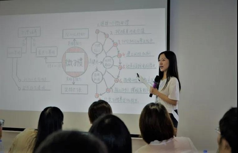 除了吃喝玩樂，云里物里還有啥？